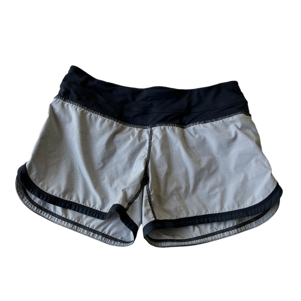 Lululemon Athletic Shorts Size 4